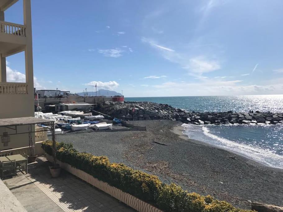 Pisi Home, 2 Min Dalla Spiaggia E Dall' Ospedale Gaslini Генуа Екстериор снимка