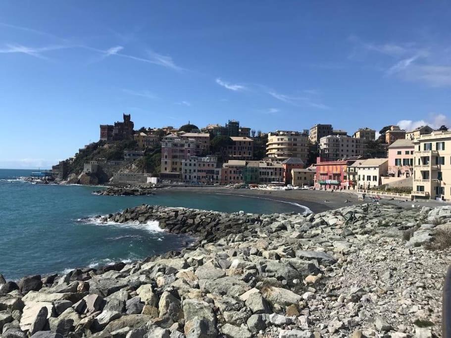 Pisi Home, 2 Min Dalla Spiaggia E Dall' Ospedale Gaslini Генуа Екстериор снимка